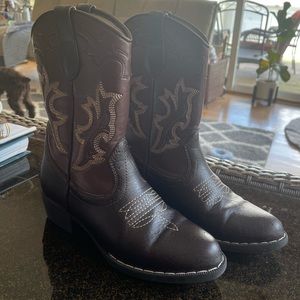 Canyon Trails Kid Boy Size 1M Boots